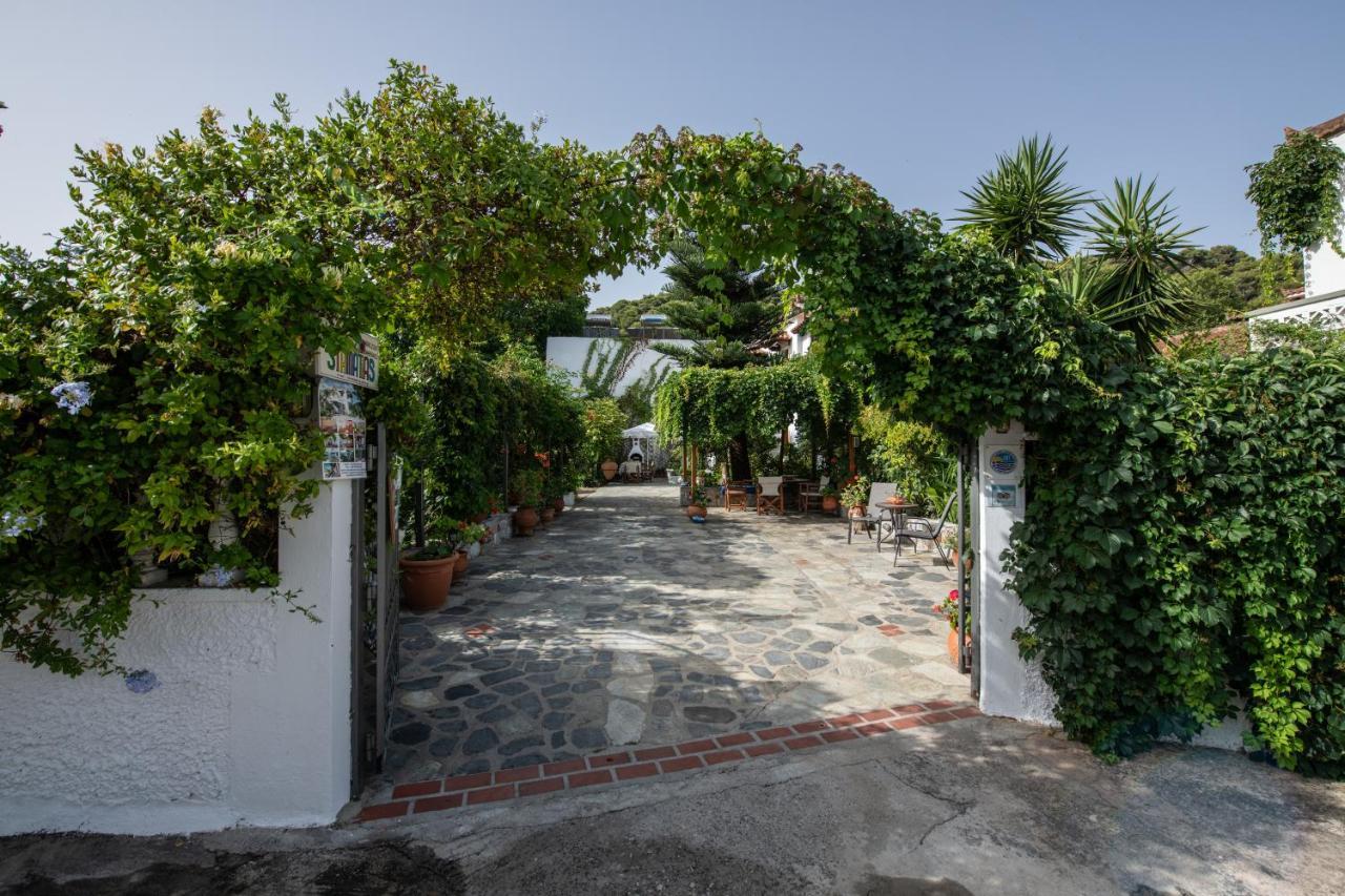 Katikies Stamatias Studios & Maisonettes Agnontas Luaran gambar